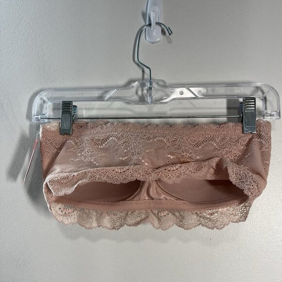 SPANX NWT Undie-tectable Strapless Lace Bandeau Bra 30031R in Vintage Rose‎ XS - Picture 4 of 6